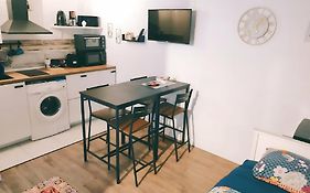 Liz Apartment